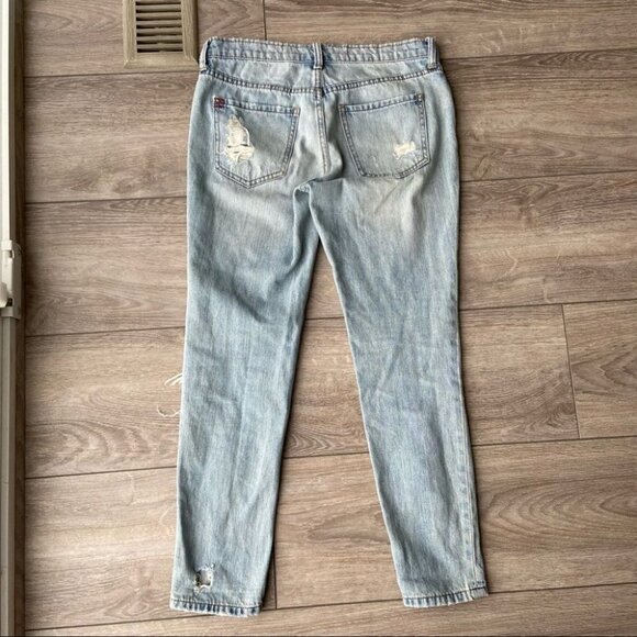 BDG Slim Boyfriend Low  Rise Ripped Jeans - Picture 10 of 16